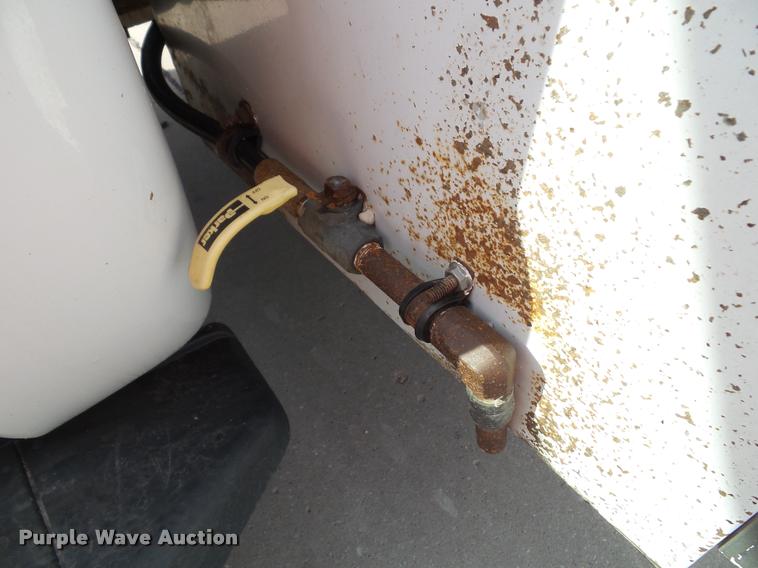 image for item DA3781 2008 Ford F550 Super Duty XL service truck with crane