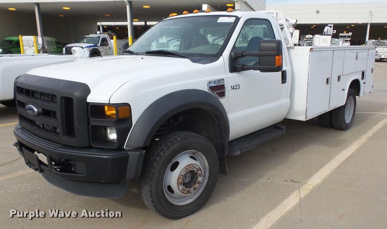 image for item DA3806 2008 Ford F550 service truck with crane