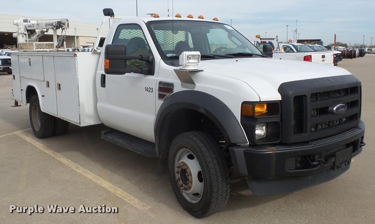 image for item DA3806 2008 Ford F550 service truck with crane