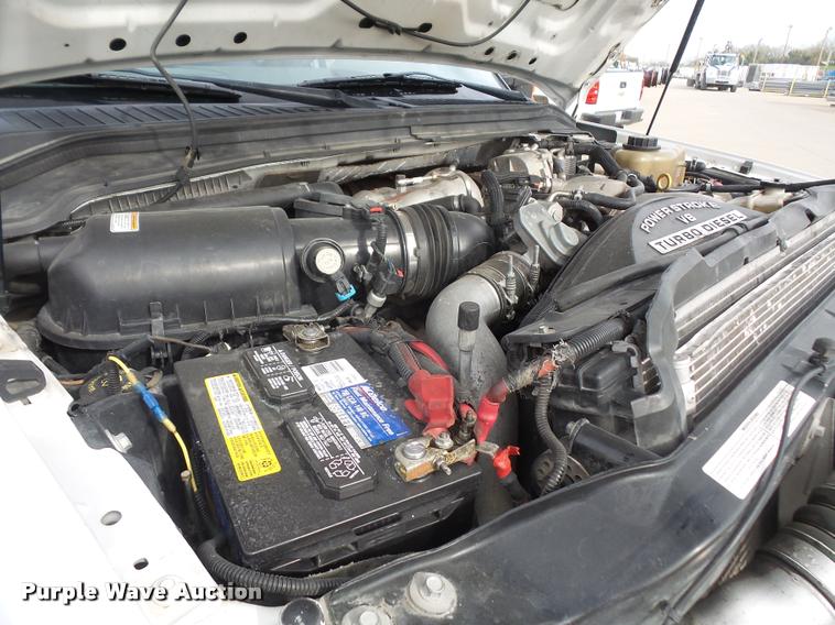 image for item DA3806 2008 Ford F550 service truck with crane