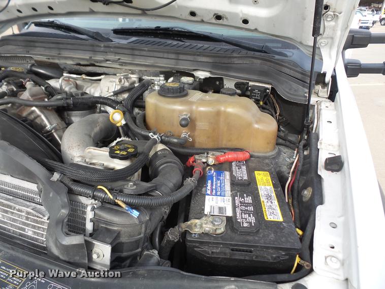 image for item DA3806 2008 Ford F550 service truck with crane