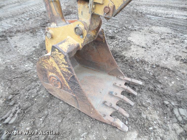 image for item DA3830 1993 John Deere 490E excavator