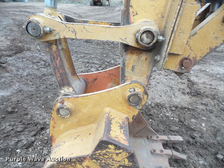 image for item DA3830 1993 John Deere 490E excavator