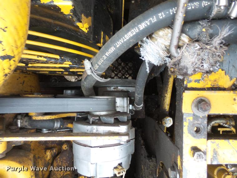 image for item DA3830 1993 John Deere 490E excavator