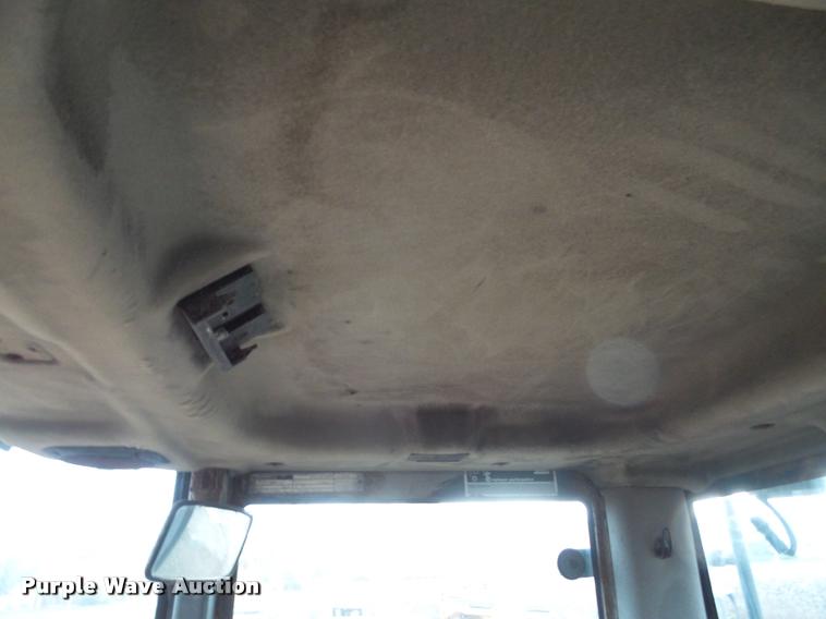 image for item DA3831 2005 Case 621D wheel loader