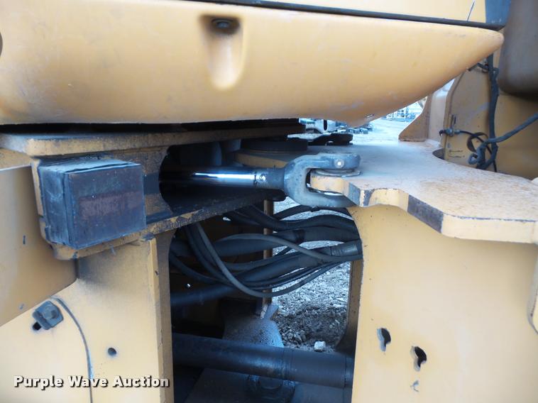 image for item DA3831 2005 Case 621D wheel loader