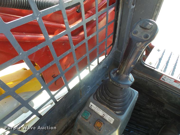 image for item DA3863 2013 Takeuchi TL10 skid steer