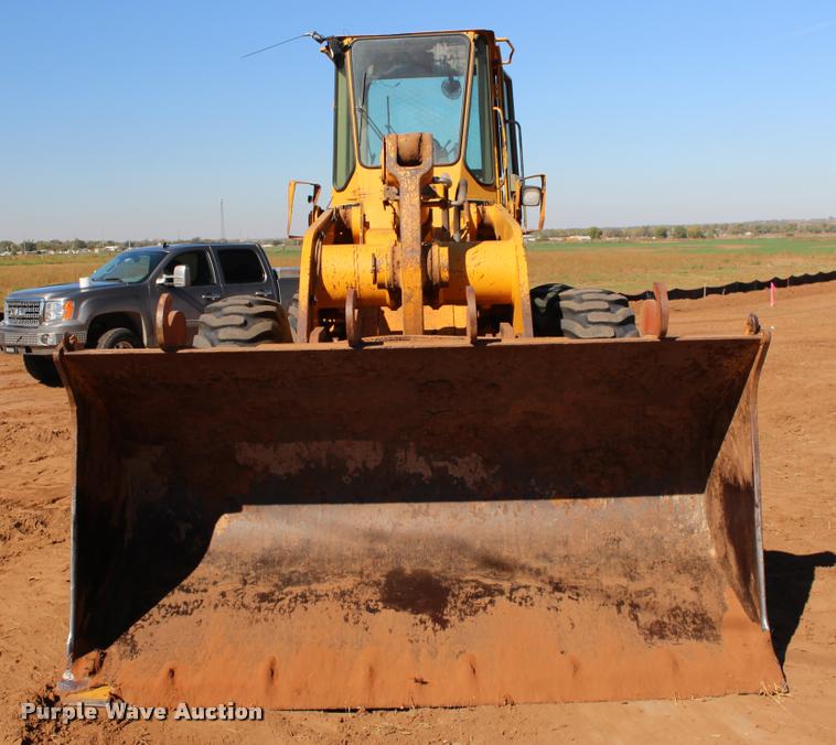 image for item DA4363 1988 John Deere 644E wheel loader