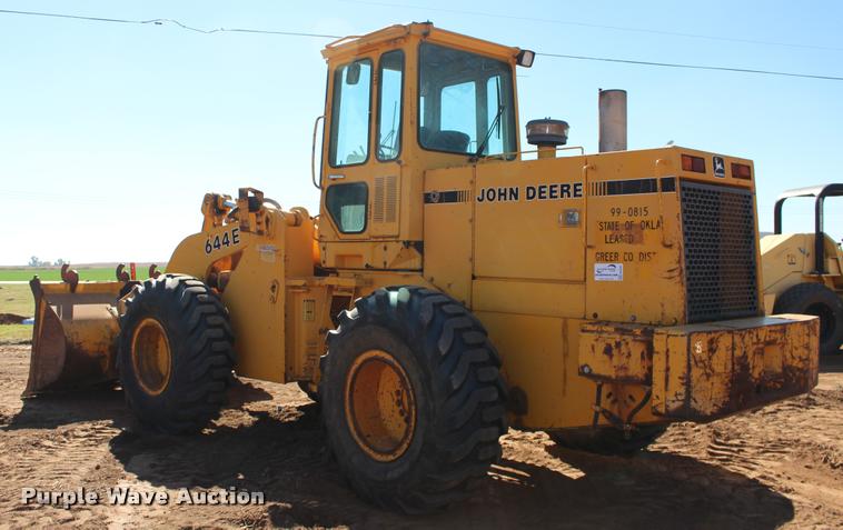 image for item DA4363 1988 John Deere 644E wheel loader