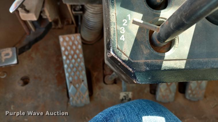 image for item DA4363 1988 John Deere 644E wheel loader