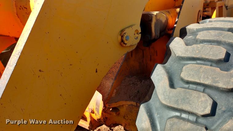 image for item DA4363 1988 John Deere 644E wheel loader