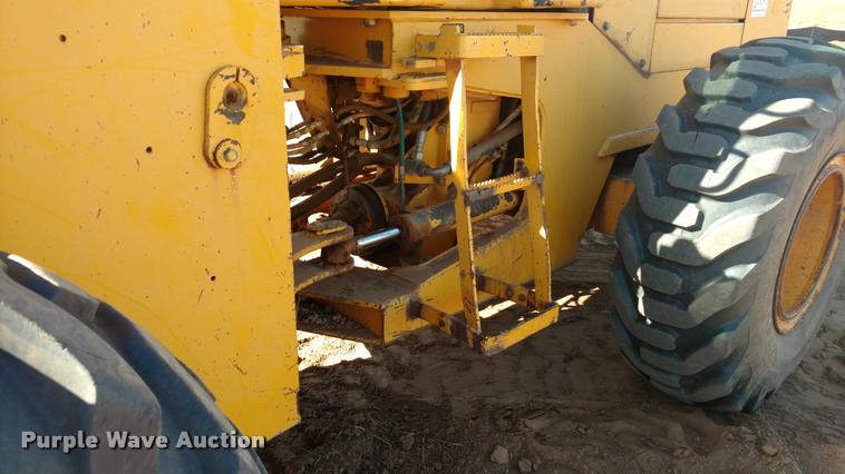 image for item DA4363 1988 John Deere 644E wheel loader