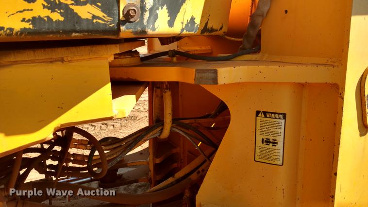 image for item DA4363 1988 John Deere 644E wheel loader