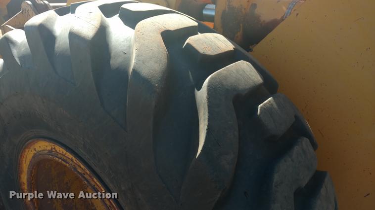 image for item DA4363 1988 John Deere 644E wheel loader