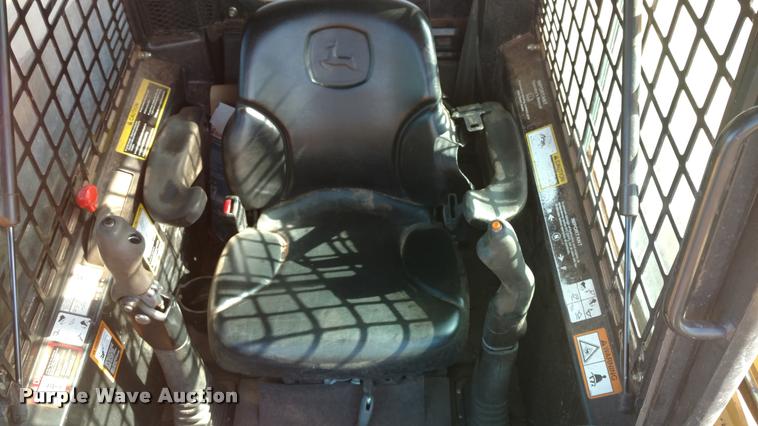 image for item DA4364 2008 John Deere CT332 skid steer