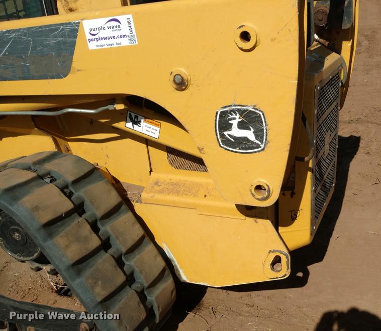 image for item DA4364 2008 John Deere CT332 skid steer