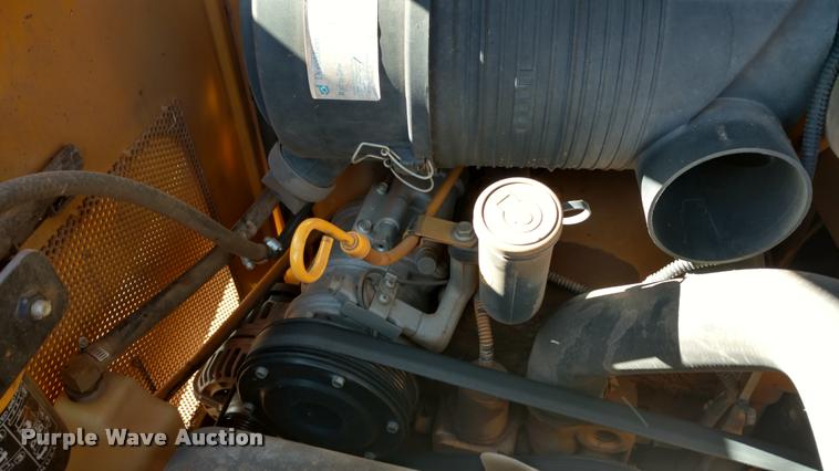 image for item DA4364 2008 John Deere CT332 skid steer