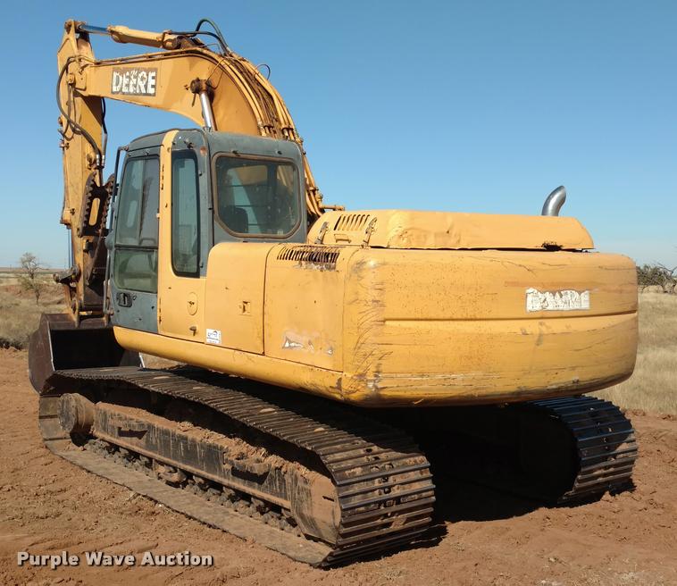 image for item DA4367 2003 John Deere 200C LC excavator