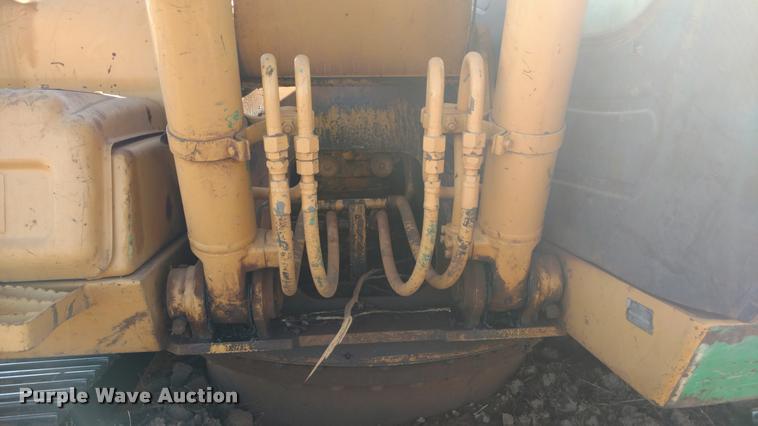 image for item DA4367 2003 John Deere 200C LC excavator