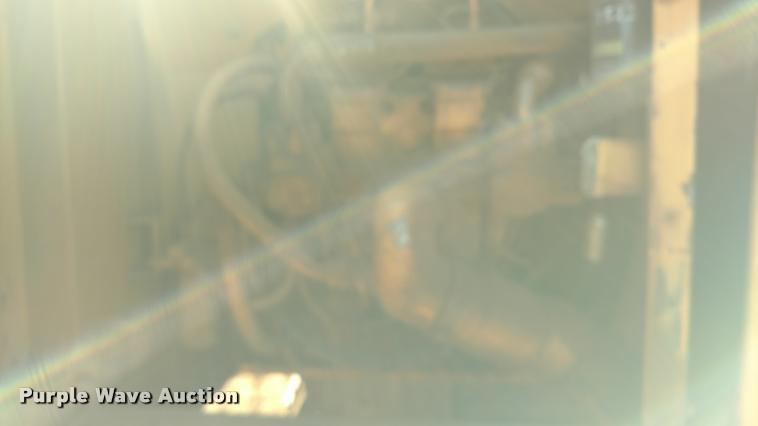 image for item DA4367 2003 John Deere 200C LC excavator