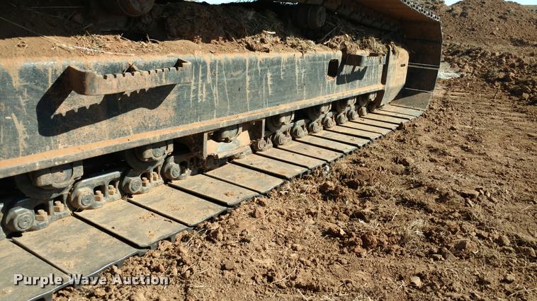 image for item DA4367 2003 John Deere 200C LC excavator