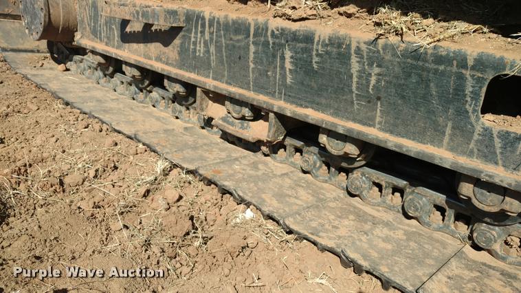 image for item DA4367 2003 John Deere 200C LC excavator