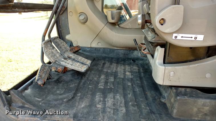 image for item DA4394 2008 John Deere 200D LC excavator