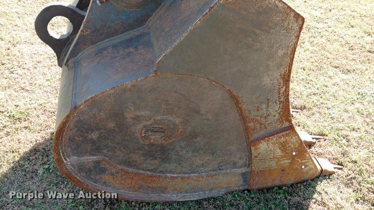 image for item DA4394 2008 John Deere 200D LC excavator