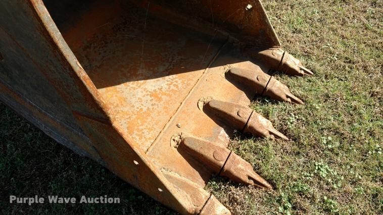 image for item DA4394 2008 John Deere 200D LC excavator