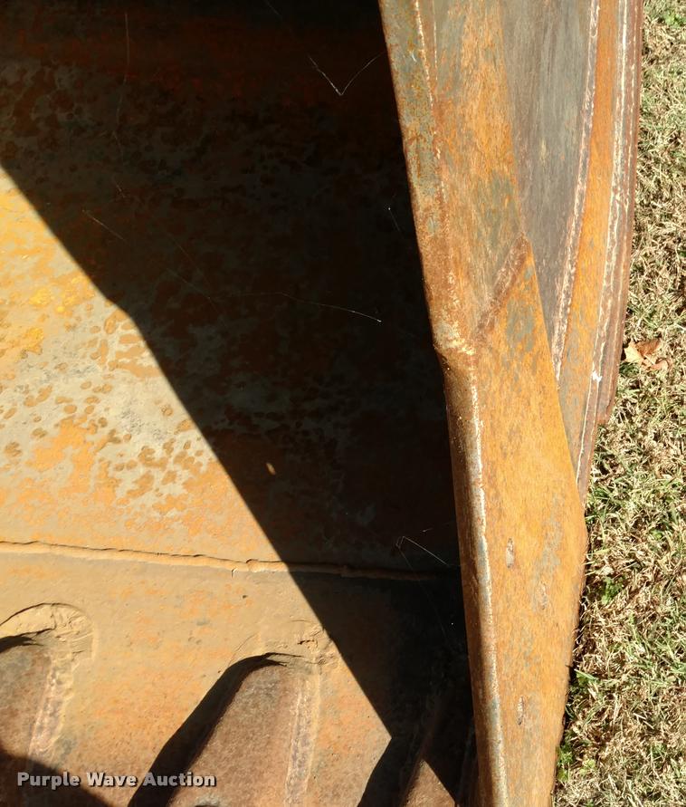 image for item DA4394 2008 John Deere 200D LC excavator