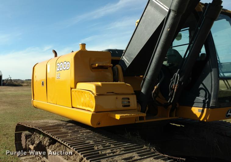 image for item DA4394 2008 John Deere 200D LC excavator