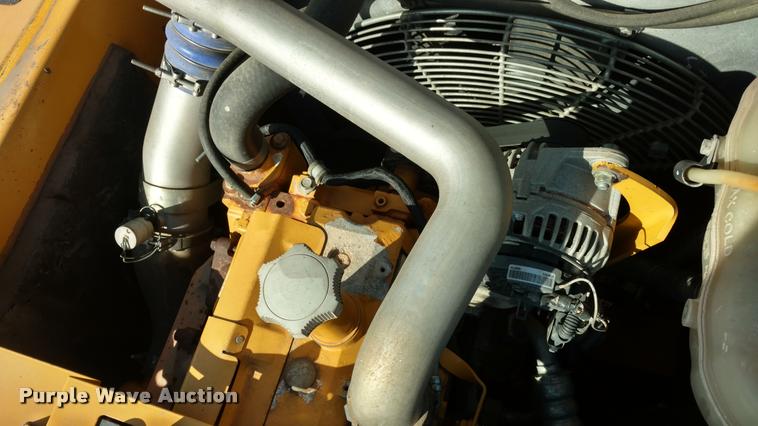 image for item DA4394 2008 John Deere 200D LC excavator