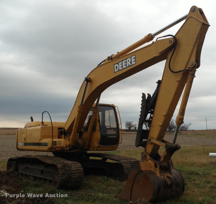image for item DA4395 1997 John Deere 200LC excavator