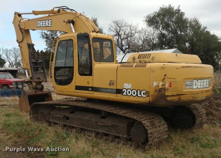 image for item DA4395 1997 John Deere 200LC excavator