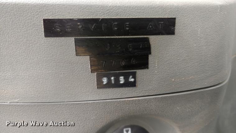 image for item DA4395 1997 John Deere 200LC excavator