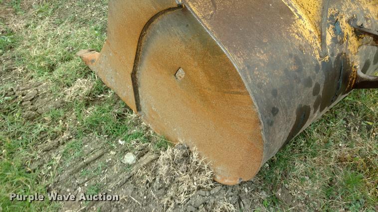 image for item DA4395 1997 John Deere 200LC excavator