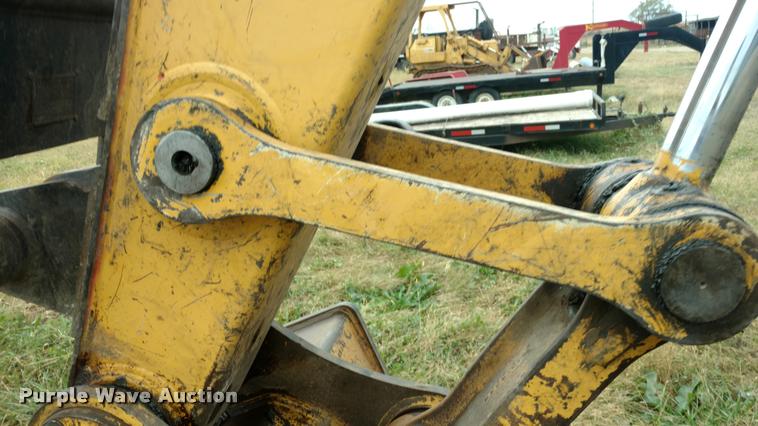 image for item DA4395 1997 John Deere 200LC excavator