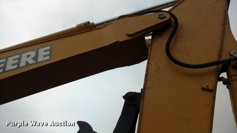 image for item DA4395 1997 John Deere 200LC excavator