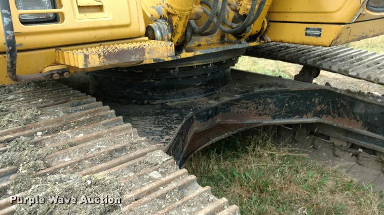 image for item DA4395 1997 John Deere 200LC excavator