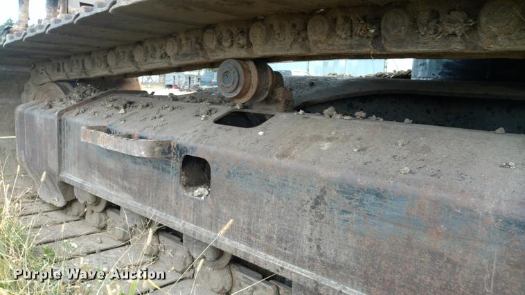 image for item DA4395 1997 John Deere 200LC excavator