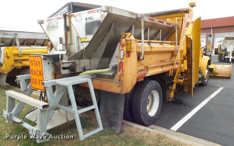 image for item DA5034 2001 International 4900 dump truck