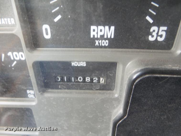 image for item DA5034 2001 International 4900 dump truck