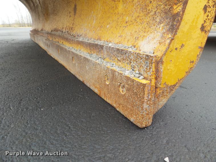 image for item DA5034 2001 International 4900 dump truck