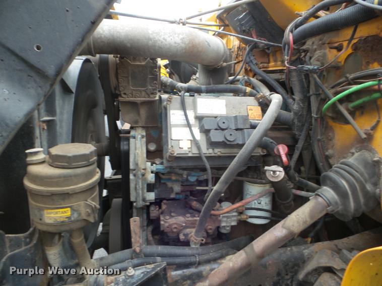 image for item DA5034 2001 International 4900 dump truck