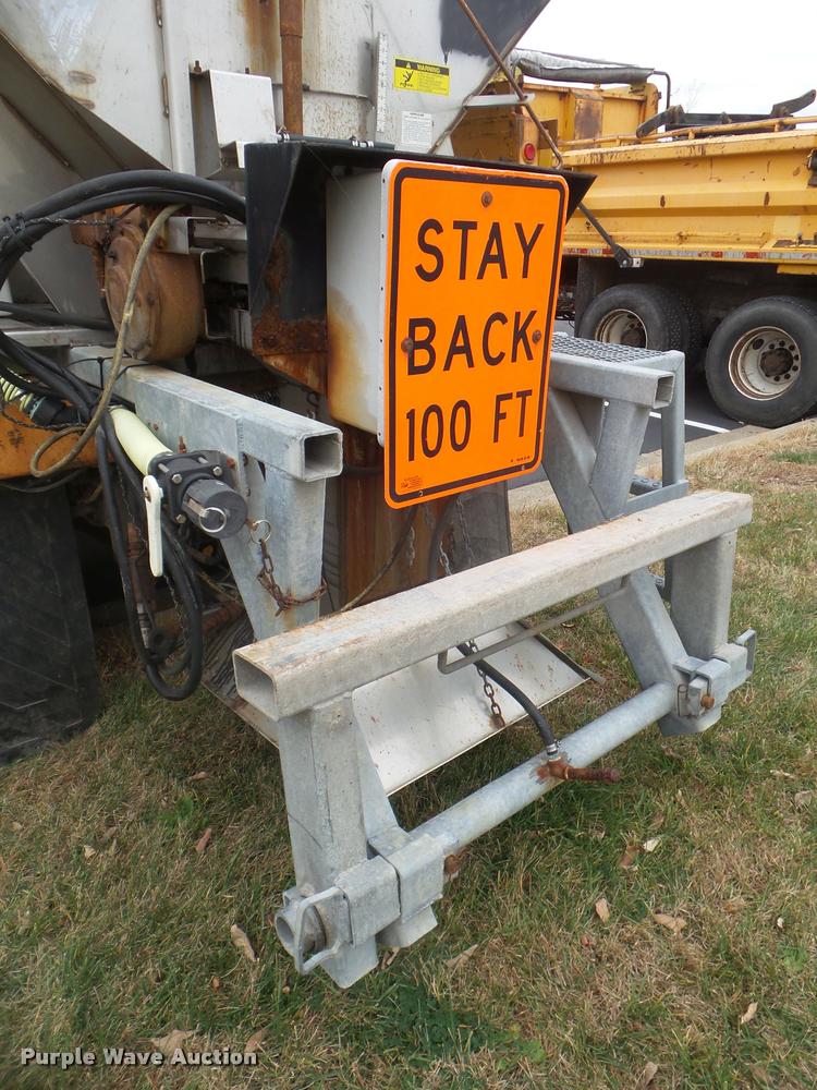 image for item DA5034 2001 International 4900 dump truck