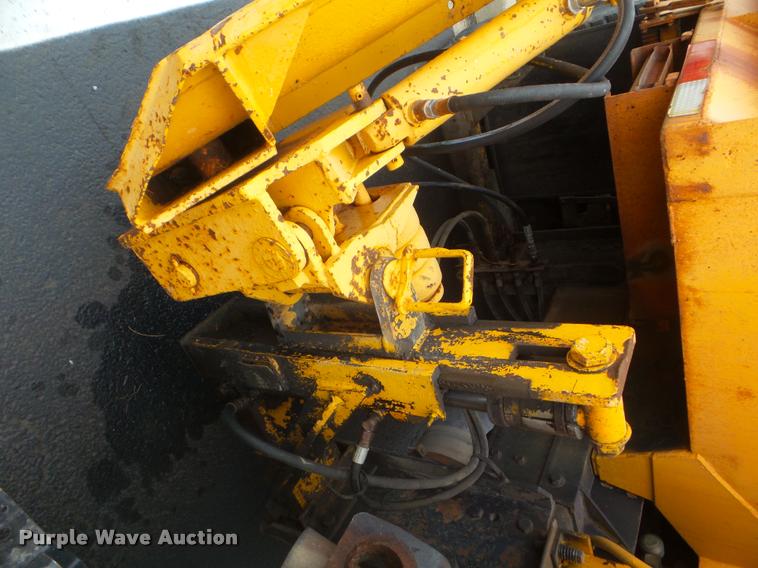 image for item DA5034 2001 International 4900 dump truck