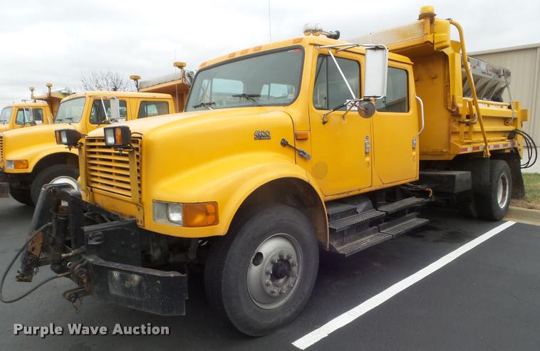 image for item DA5035 2000 International 4900 dump truck