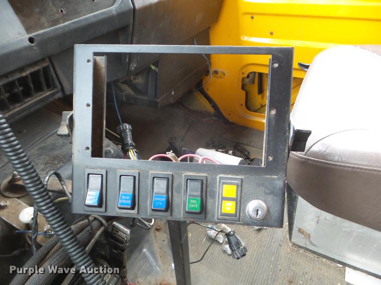 image for item DA5035 2000 International 4900 dump truck