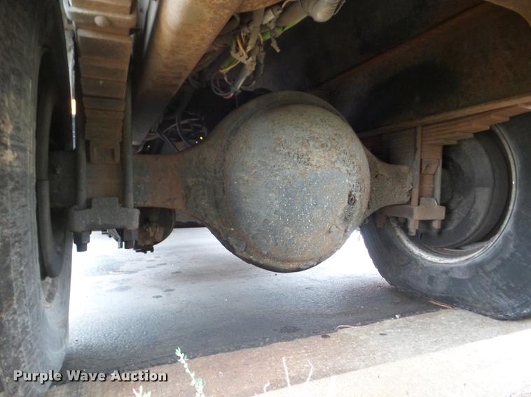 image for item DA5035 2000 International 4900 dump truck