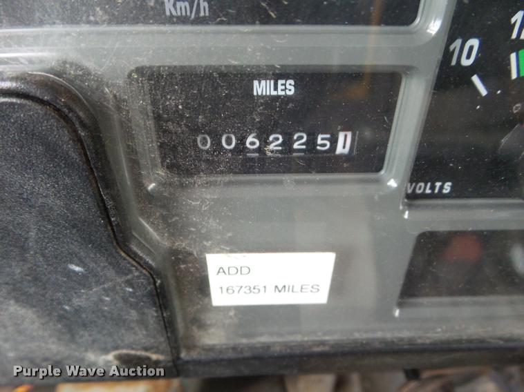 image for item DA5038 2001 International 4900 dump truck